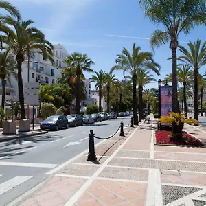 https://puerto-banus-urb-jardines-del-puerto-apartment-for-up-to-6.es-andalucia.com
