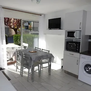 https://hameau-des-thermes-forfait-cure-possible.midi-pyreneeshotels.com